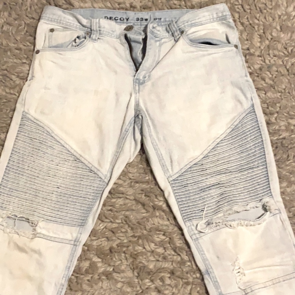 I am selling These jeans